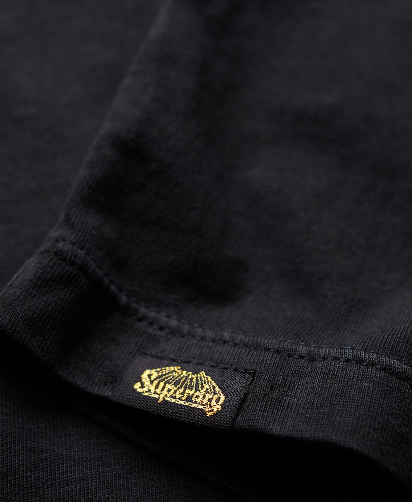 Metallic Venue Relaxed Tee | Jet Black