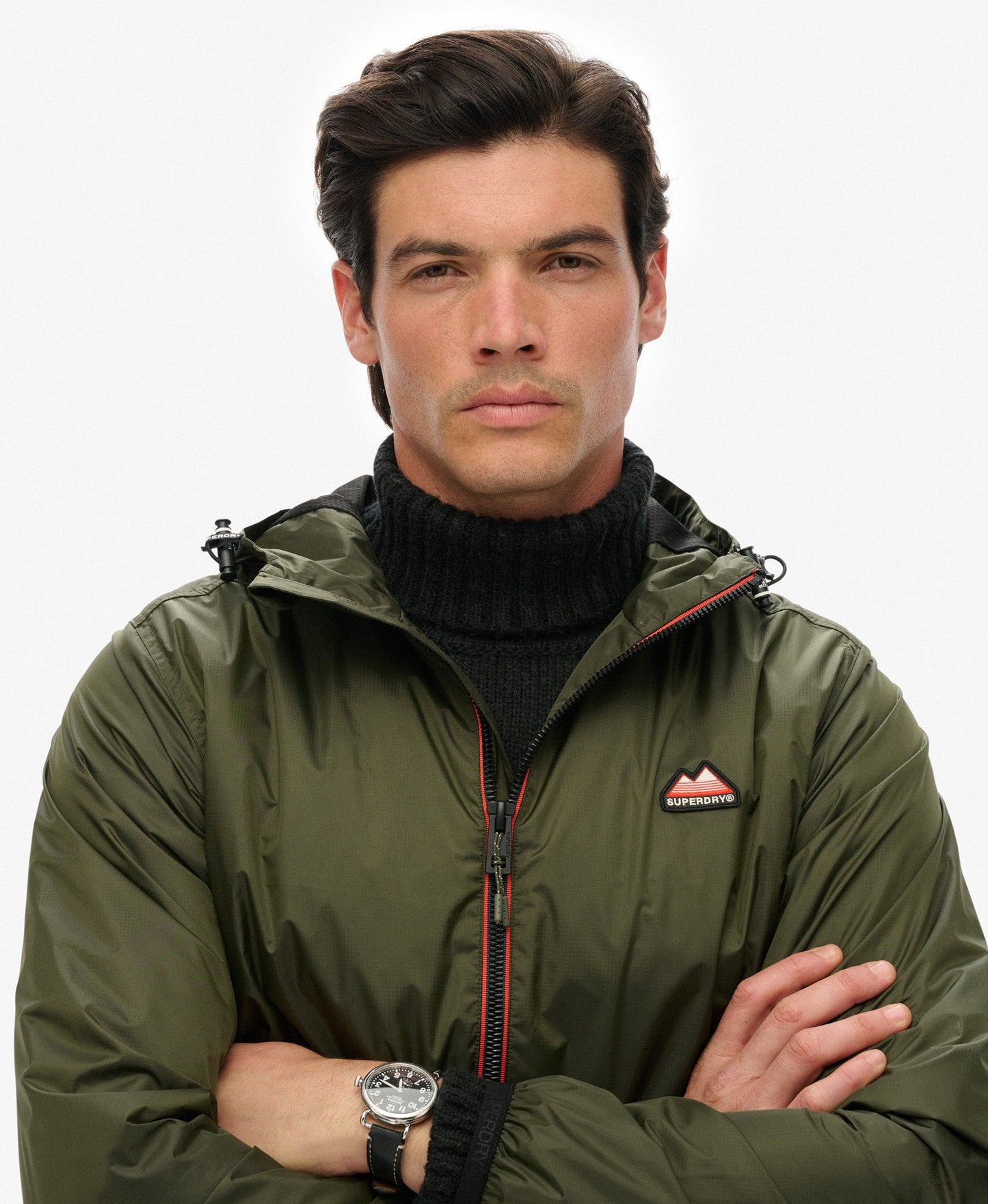 Essential Tri Windbreaker Jacket | Olive Night Green