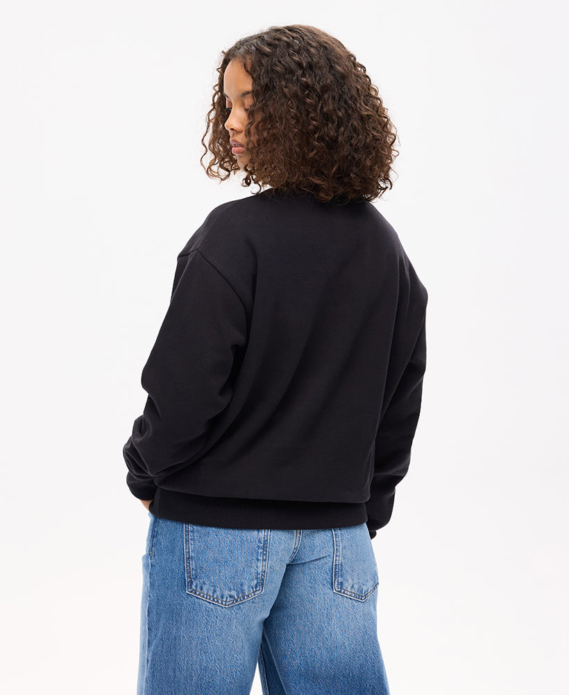 Essential Logo Crew Sweat | Black