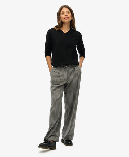 Classic V Neck Slim Fit Jumper | Black
