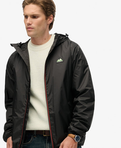 Essential Tri Windbreaker Jacket | Black/Pop